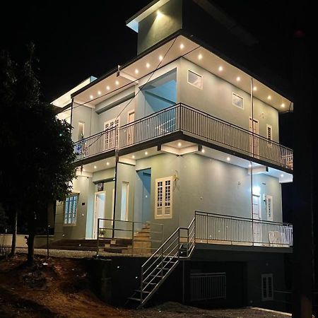 The Karlyle Homestay Vaduvanchal Exterior photo
