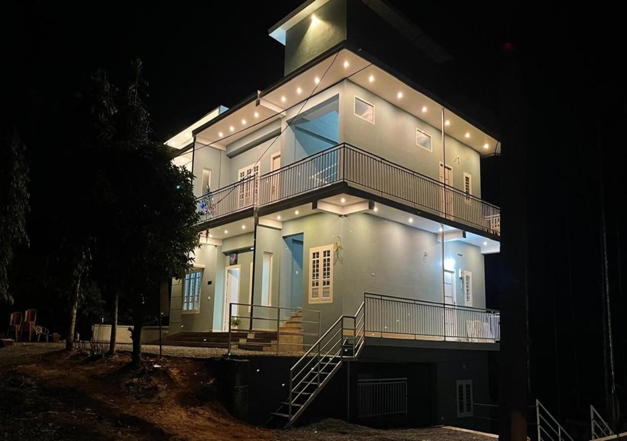 The Karlyle Homestay Vaduvanchal Exterior photo